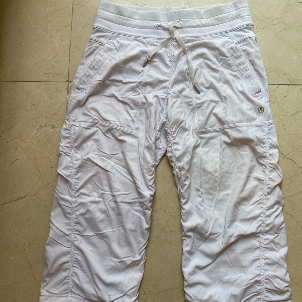 Lululemon White Capri Leggings